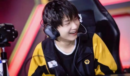 kpl吃瓜爆料xyg教练回归,吃瓜爆料揭示战队新动向！”